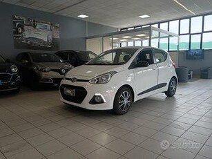 Hyundai i10 1.0 GPL Manuale NEOPATENTATI