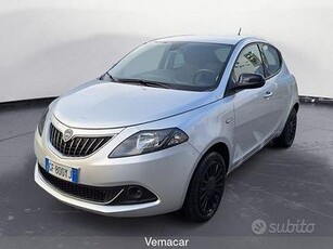 Lancia Ypsilon 1.0 FireFly 5 porte 70cv Hybri...