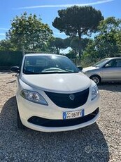 Lancia Ypsilon 1.0 FireFly 5 porte S&S Hybrid Ecoc