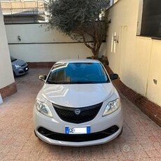 LANCIA Ypsilon 1.0 Hybrid 70CV Ecochic Silver