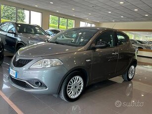 Lancia Ypsilon 1.2 69 CV 5 porte Platinum