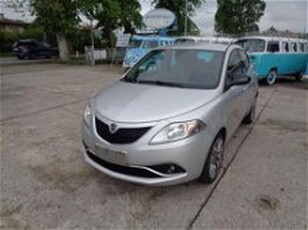 Lancia Ypsilon 1.2 69 CV 5 porte Platinum del 2016 usata a Spresiano