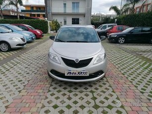 Lancia Ypsilon 1.2 69 CV 5 porte S&S Gold