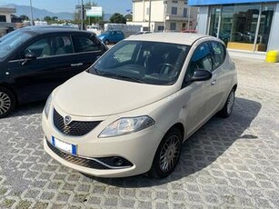 Lancia Ypsilon GPL + benzina per neopatentati