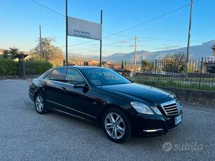 Mercedes-benz E 220 E 220 CDI BlueEFFICIENCY Elega