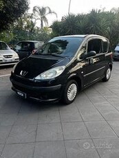 Peugeot 1007 1.4 Trendy