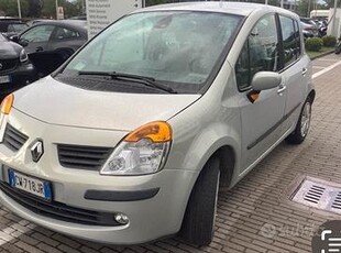 Renault Modus 1.5 dCi 85CV solo 120 mila km