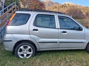 SUBARU Justy G3X + 4X4 + Ganciotraino