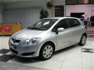 Toyota Auris 1.6 M-MT 5 porte Sol del 2007 usata a Vignate