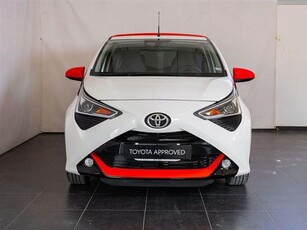 TOYOTA AYGO Connect 1.0 VVT-i 72 CV 5 porte x-wave orange