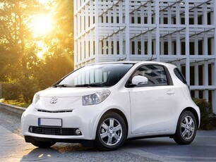 TOYOTA IQ 1.0