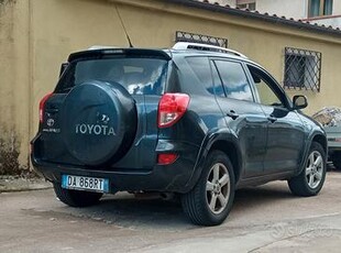 TOYOTA RAV4 3ª serie 2006 GANCIO TRAINO ESTRAIBILE