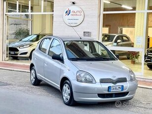 Toyota Yaris 1.0i 16V cat 5 porte Sol