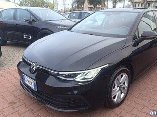 Volkswagen Golf 2.0 tdi Life 150cv dsg