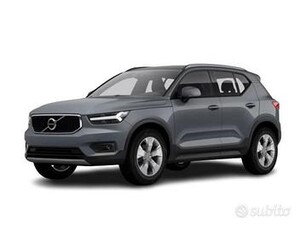 Volvo XC40 D3 150 CV Automatica LED Momentum