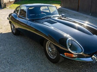 Jaguar E-Type Berlina, 58 CV