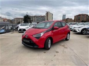 Toyota Aygo 1.0 VVT-i 72 CV 5 porte x-play MMT del 2021 usata a Torino