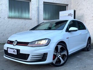 VOLKSWAGEN Golf GTI 2.0 TSI 230 PERFORMANCE DSG 5p. Benzina