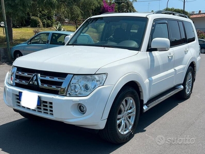 Usato 2014 Mitsubishi Pajero 3.2 Diesel 200 CV (21.500 €)