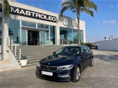 BMW Serie 5 Touring 520d xDrive Luxury del 2019 usata a Tricase