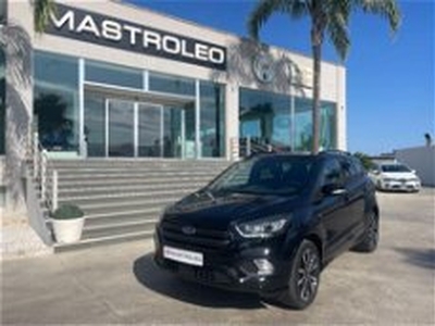 Ford Kuga 1.5 TDCI 120 CV S&S 2WD ST-Line del 2018 usata a Tricase