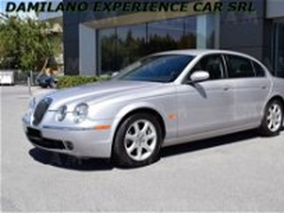 Jaguar S-Type 2.7 diesel V6 Executive del 2004 usata a Cuneo