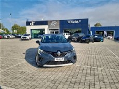 Renault Captur Plug-in Hybrid E-Tech 160 CV Intens del 2020 usata a Lucca