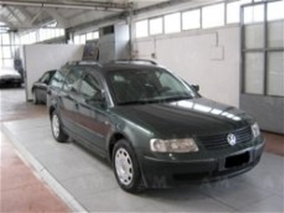 Volkswagen Passat Variant 1.9 TDI cat 4m. Comfortline del 1998 usata a Ascoli Piceno