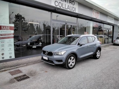 Volvo XC40 D4 AWD Geartronic Momentum usato