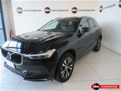 Volvo XC60 B4 (d) AWD Geartronic Momentum Pro del 2020 usata a Pordenone