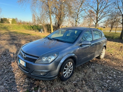 Opel Astra 1.7 CDTI 101CV
