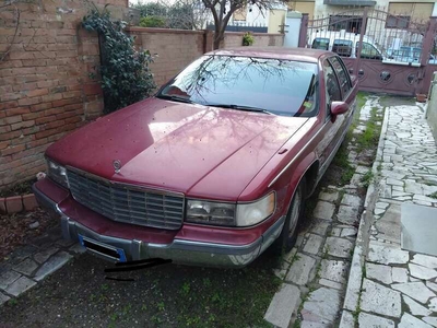 Usato 1993 Cadillac Fleetwood 5.7 Benzin 185 CV (9.000 €)