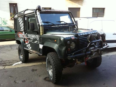 Usato 1998 Land Rover Defender 2.5 Diesel 113 CV (30.000 €)