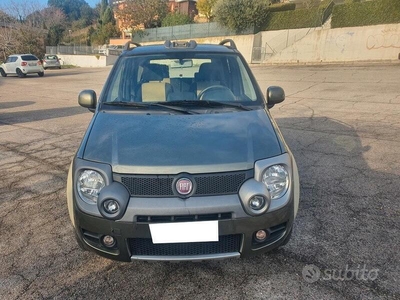 Usato 2011 Fiat Panda Cross 1.2 Diesel 75 CV (10.999 €)