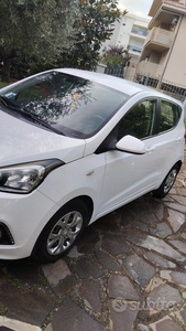 Usato 2015 Hyundai i10 1.1 Benzin 69 CV (8.000 €)