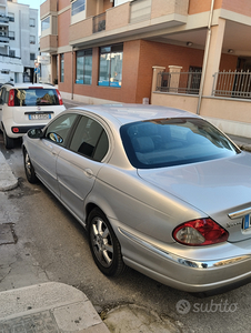 Vendo Jaguar X Type 2000 D Executive