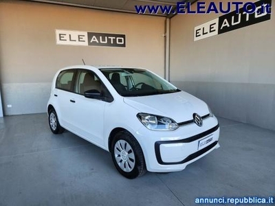 Volkswagen up! 1.0 5p. Move up! BlueMotion Tech Sedriano