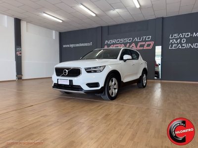 Volvo XC40 D4 AWD Geartronic Momentum usato