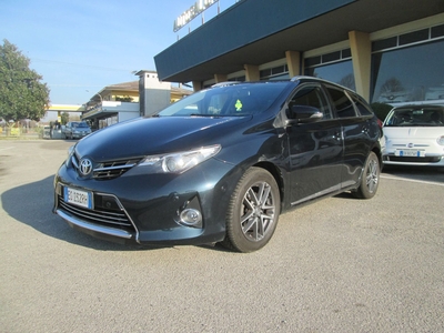 Toyota Auris Station Wagon 1.D-4D usato