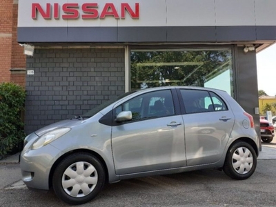 Toyota Yaris 1.3 5 porte usato