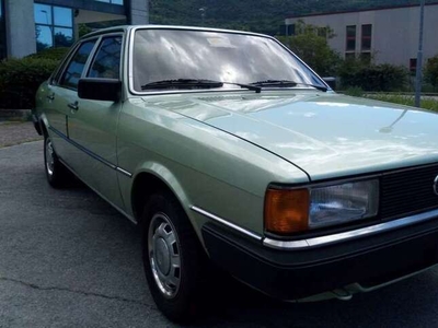 Usato 1980 Audi 80 1.6 Benzin 84 CV (4.500 €)