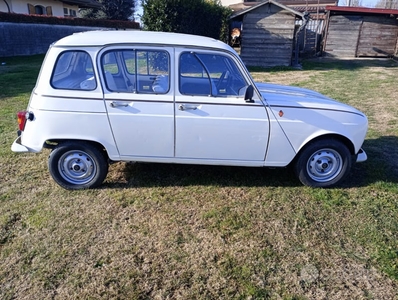 Usato 1982 Renault R4 Benzin (5.000 €)