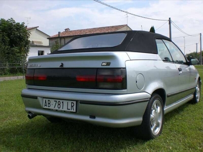 Usato 1994 Renault 19 1.8 Benzin 135 CV (25.000 €)