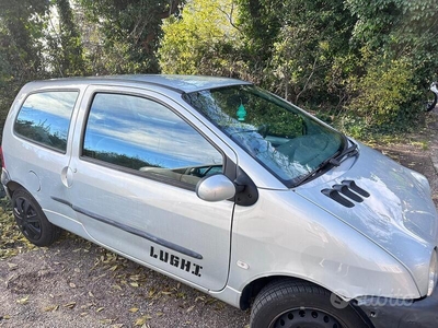 Usato 2005 Renault Twingo 1.1 Benzin 58 CV (3.800 €)