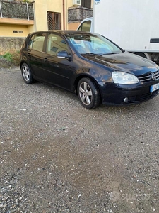 Usato 2006 VW Golf V 2.0 Diesel 140 CV (5.200 €)