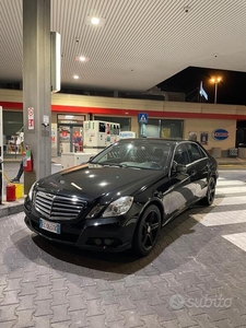 Usato 2010 Mercedes E220 2.1 Diesel 136 CV (11.000 €)