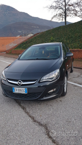 Usato 2014 Opel Astra 1.4 LPG_Hybrid 90 CV (6.800 €)