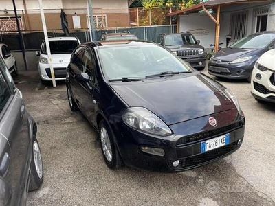 Usato 2014 Fiat Punto 1.2 Benzin 69 CV (5.999 €)