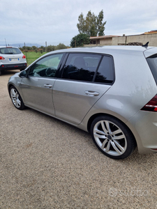 Usato 2015 VW Golf VII 2.0 Diesel 150 CV (13.500 €)