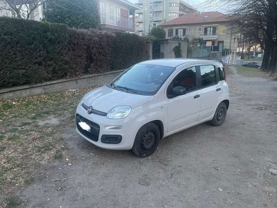 Usato 2016 Fiat Panda 1.2 Benzin 69 CV (6.200 €)